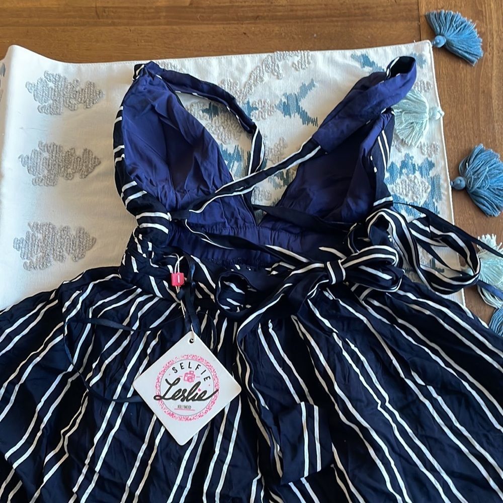 NWT selfie romper   - Picture 2 of 5